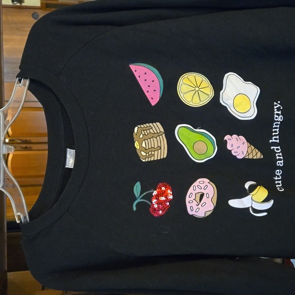 Freeze heart sweatshirt size M - Picture 2 of 3